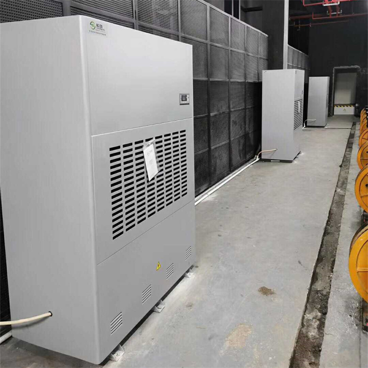專業倉庫干燥除濕機，精準控制濕度，保護貨物免受潮濕損害